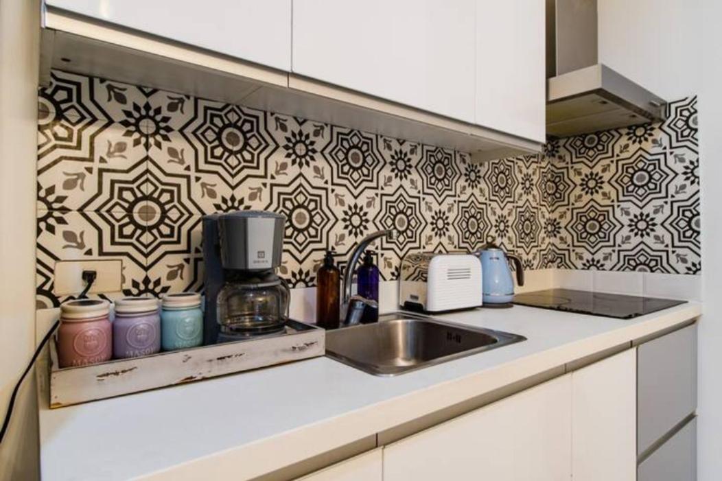 The Gramercy Residences Manille Extérieur photo